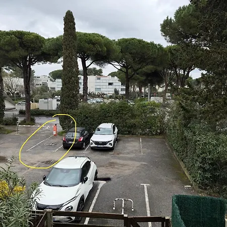 Ponant Avec Parking Climatise